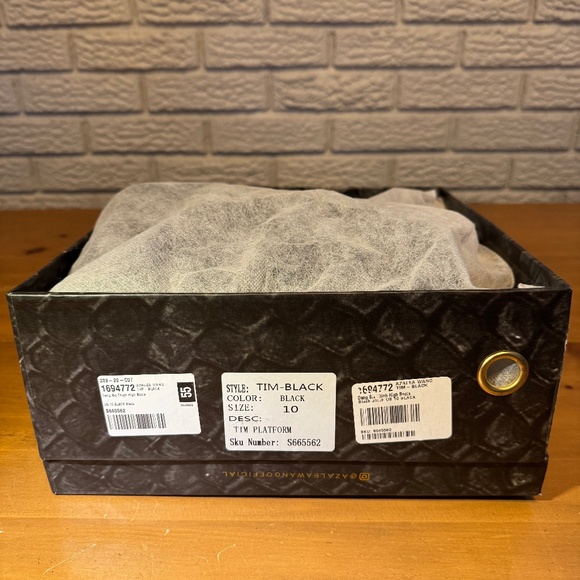 AZALEA WANG - BLACK THIGH HIGH BOOTS- SIZE 9/10 - Picture 8 of 9